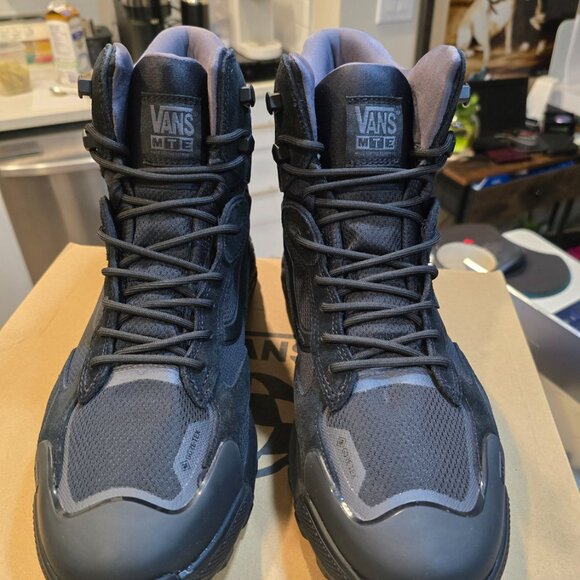 VANS Crestline GORE-TEX MTE Black / Black Boots Waterproof Men's Sz 12 NEW RARE - Picture 4 of 10